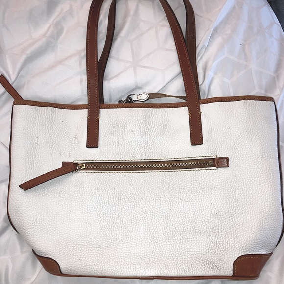 Dooney & Bourke White Pebble Leather purse - Picture 2 of 4